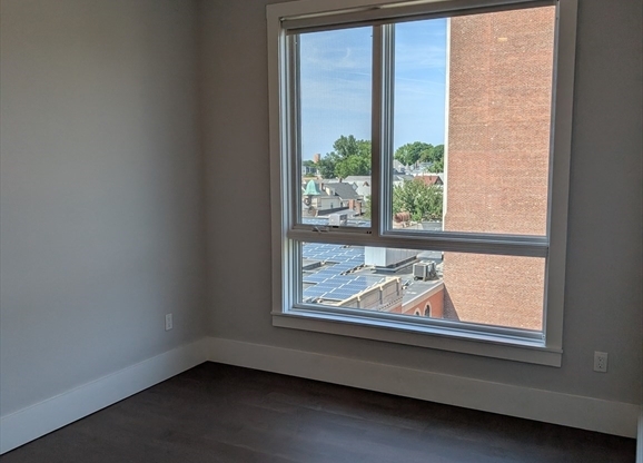 1 bed, 1 bath, 665 sqft, $2,700, Unit PH6
