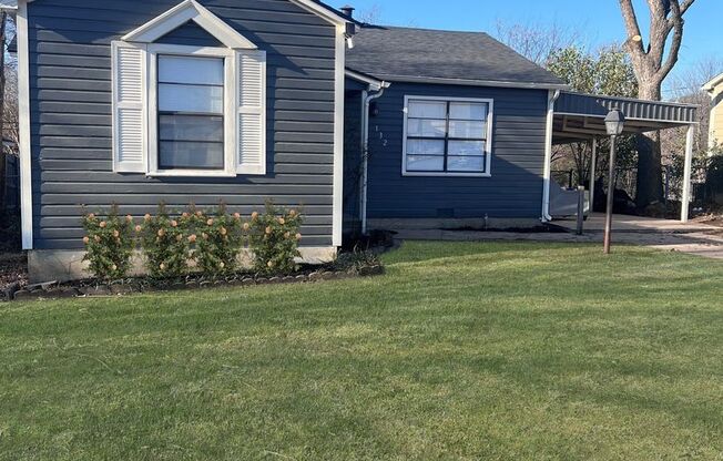 3 Bedroom Charmer in the Heart of Burleson – Walk to Downtown!