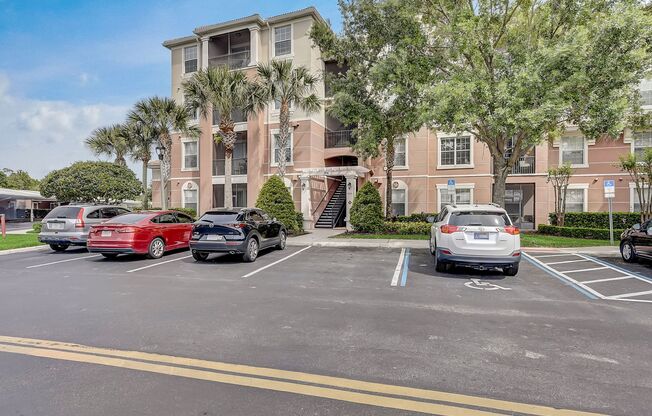 3 beds, 2 baths, $1,865, Unit UNIT 103
