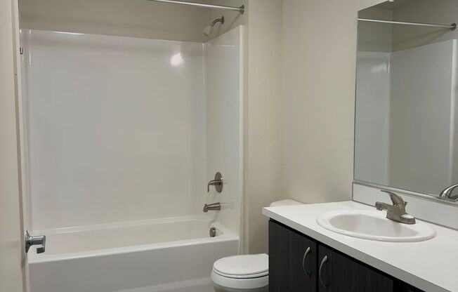 Studio, 1 bath, 435 sqft, $1,150, Unit 107