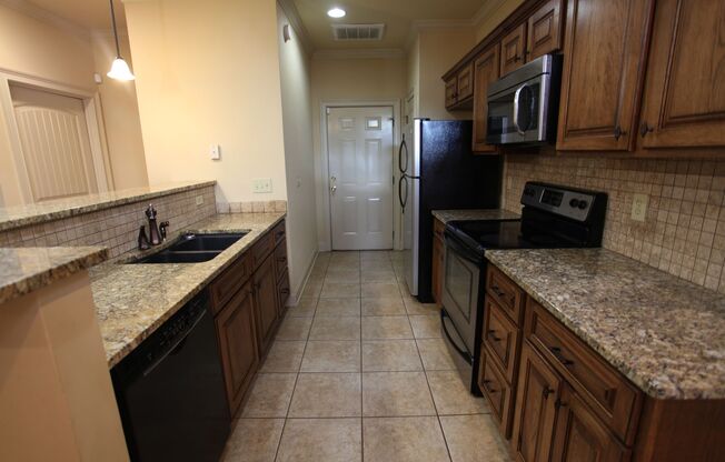 The Ivey's at Runningvine Upscale Townhomes in Auburn