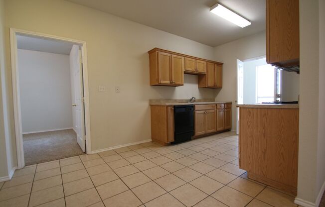 3 beds, 2 baths, 1,062 sqft, $1,395