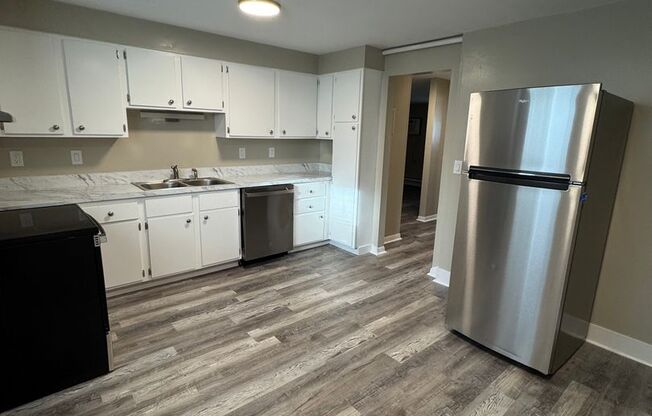 1 bed, 1 bath, 600 sqft, $1,200, Unit 4460-20