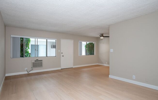 2 beds, 2 baths, 964 sqft, $2,495, Unit 160-02