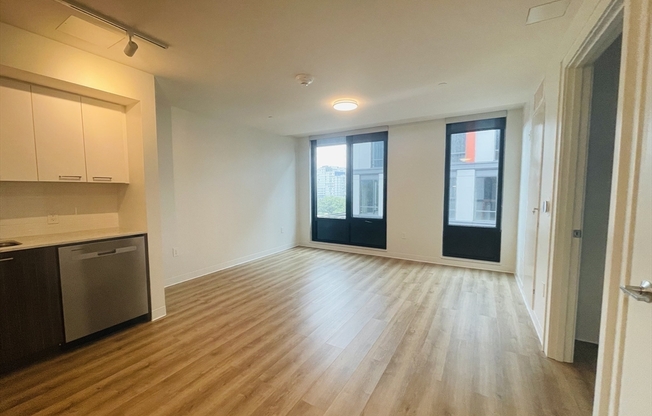 1 bed, 1 bath, 653 sqft, $3,500, Unit 507