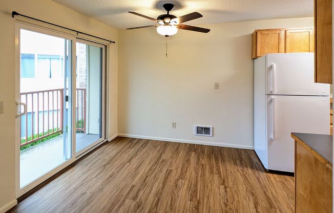 2 beds, 1 bath, $1,895