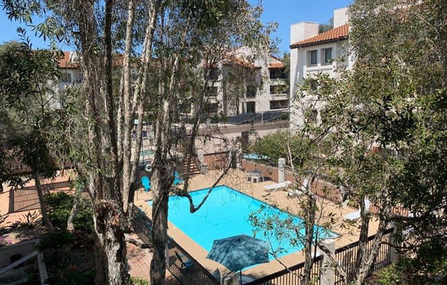 1 BEDROOM / 1 BATHROOM - MISSION VALLEY (WEST)