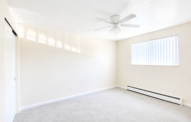 2 beds, 1 bath, 832 sqft, $1,699, Unit 109