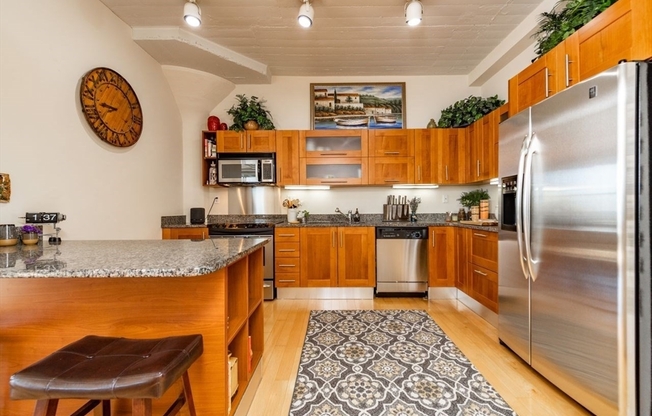 2 beds, 2 baths, 1,682 sqft, $5,150, Unit 5-5