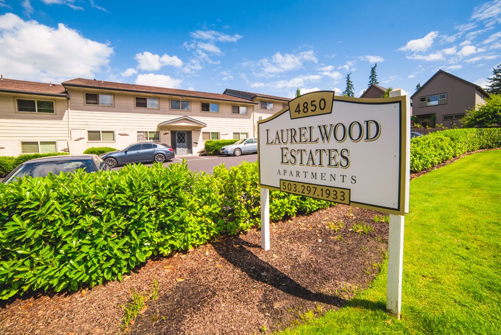 LAURELWOOD ESTATES