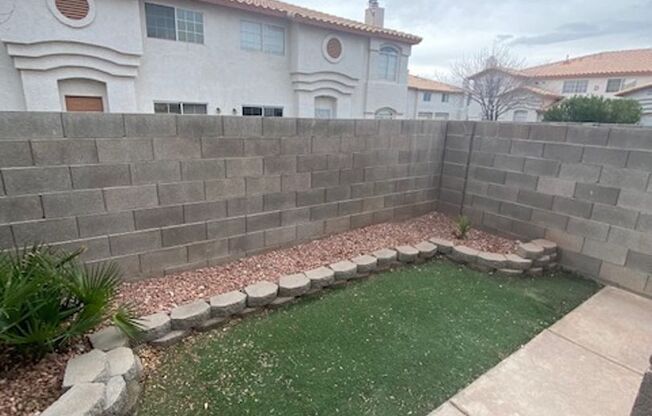 Cozy 3 Bedroom Summerlin Townhome for Rent!