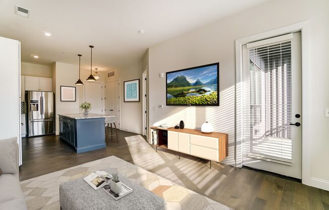 1 bed, 1 bath, 724 sqft, $1,540, Unit 210