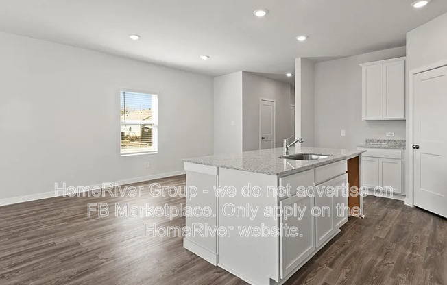 16351 AIRBORNE ARCH LN