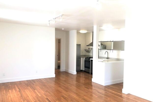 2514 W. LONDON ST.