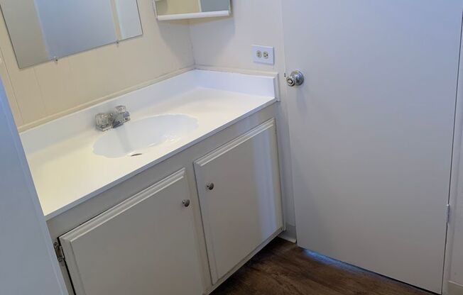 2 beds, 2 baths, 1,080 sqft, $3,499, Unit 21