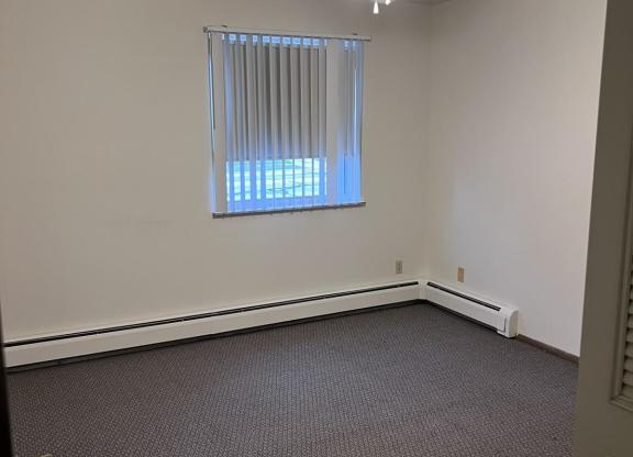 1 bed, 1 bath, 550 sqft, $720