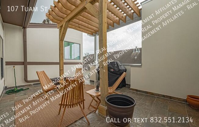 107 TUAM ST