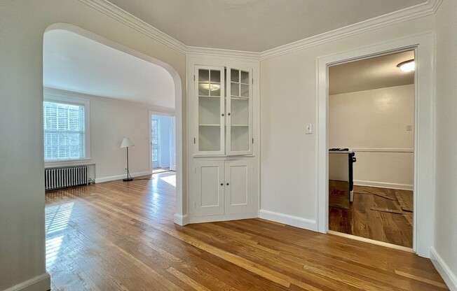 63 BOW ST