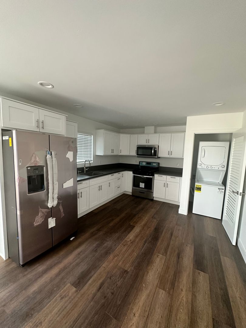 2015-2019 Burroughs Street