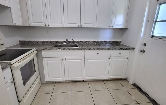 LP 02:Sunny Isles Apartments