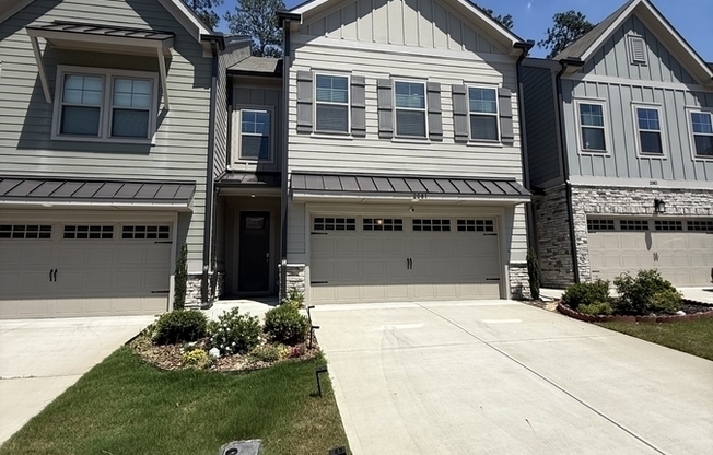 2081 MAGGIE VLY DR
