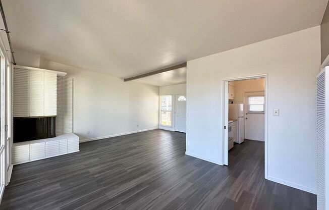 Doris Apartments