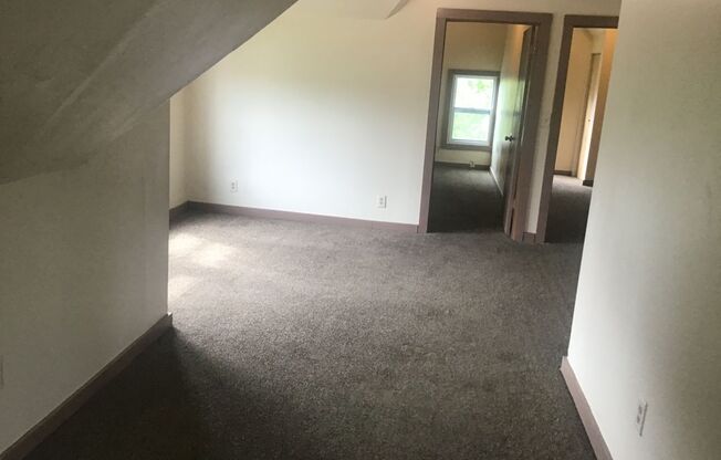 3312-14 W Mt Vernon Ave