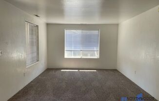 2 beds, 1 bath, $1,200, Unit # 5