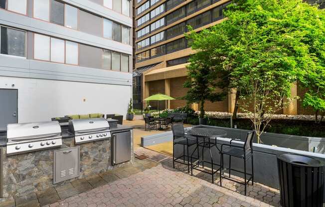 Courtyard with grilling area at Lenox Club, Arlington, VA, 22202