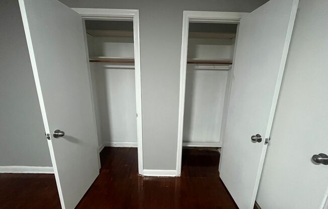 2 beds, 2 baths, 1,200 sqft, $1,395, Unit 641 S 38th Street-Unit 2