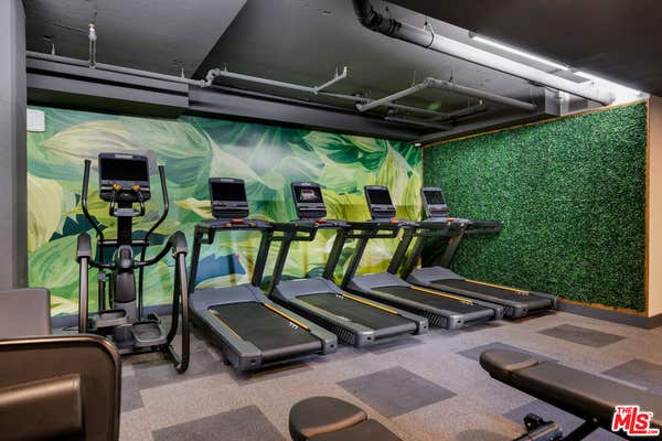 Studio, 1 bath, 537 sqft, $2,300, Unit 822