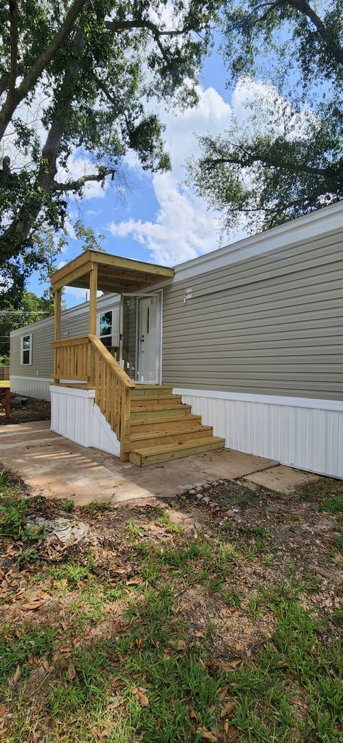 Oak Grove Mobile Home Community