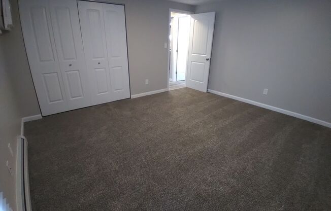 1 bed, 1 bath, 900 sqft, $1,510, Unit 87 B3