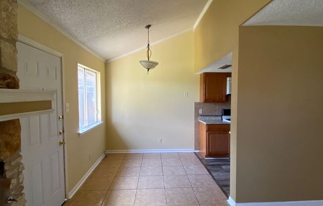 2 beds, 1.5 baths, $985