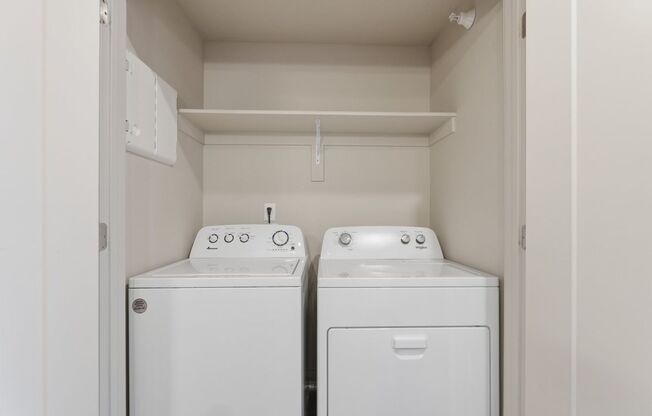 1 bed, 1 bath, 610 sqft, $1,050, Unit G-302