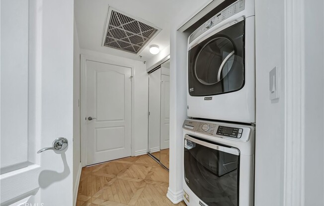 2 beds, 2 baths, 1,871 sqft, $5,000, Unit 305