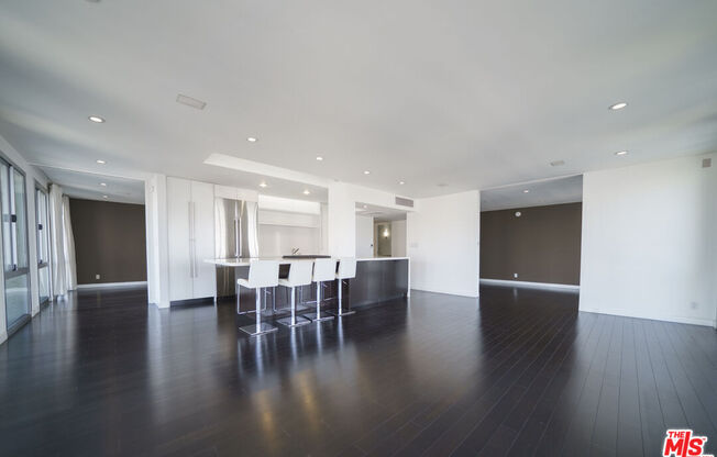 2 beds, 2 baths, 1,234 sqft, $4,000, Unit 2110