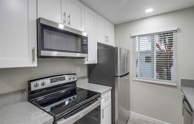 1 bed, 1 bath, $2,295, Unit Unit 4