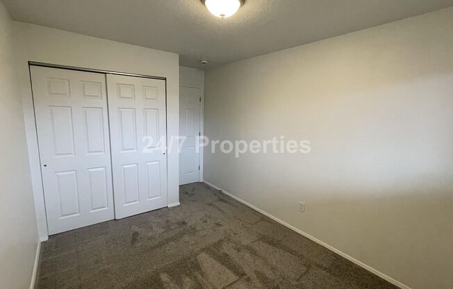 2 beds, 1 bath, $1,495, Unit 4124 Unit D