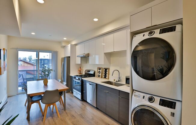 Premium Leo Apartments