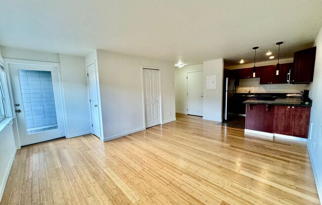 1 bed, 1 bath, $2,045