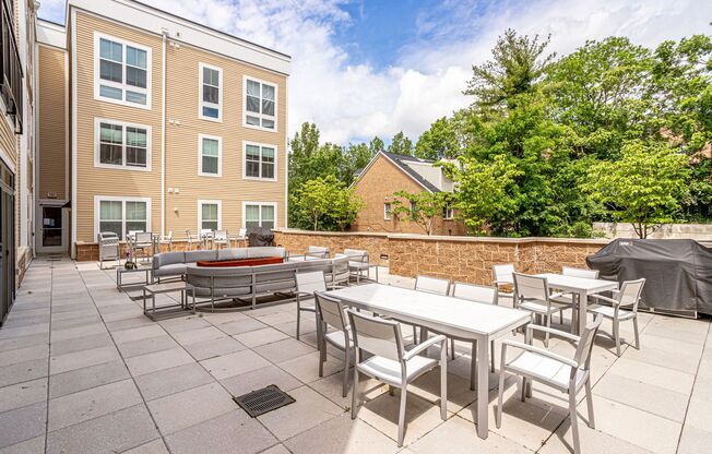 1 bedroom 1 bathroom condo available immediately for rent