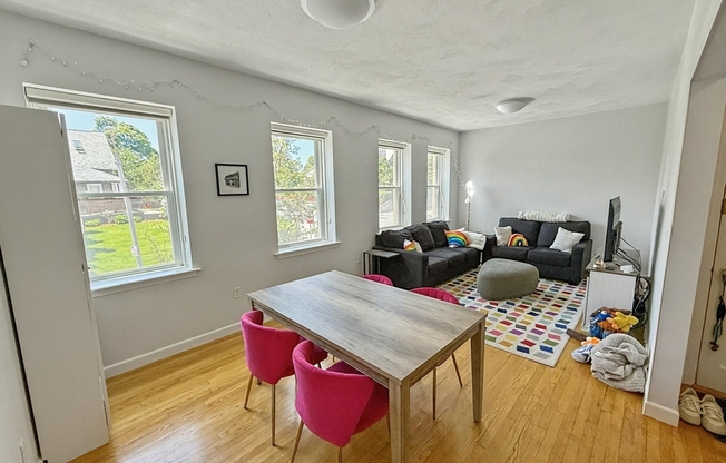 153 Chiswick Rd Apt 3