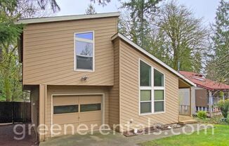 Adorable 2BR 1.75BA Home on Tumwater Hill