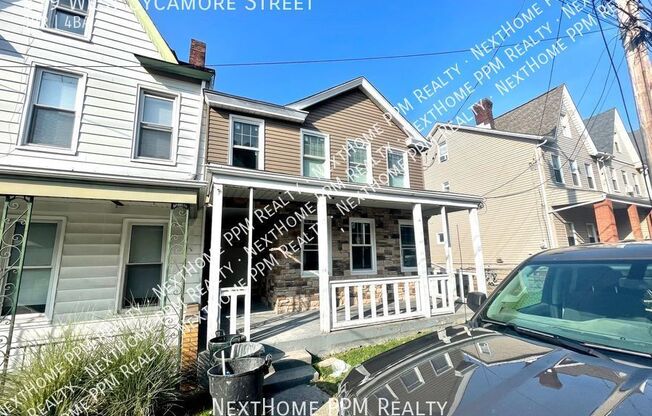 219 West Sycamore Street