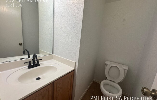 202 JETLYN DR