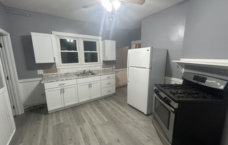 4 beds, 1.5 baths, 1,500 sqft, $3,250, Unit 2