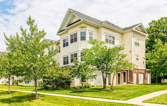 Community Photos of Barrington Park Apartments
