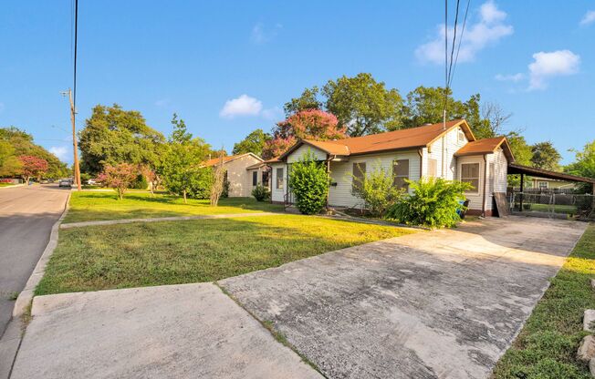 Charming 2-Bedroom Home in San Antonio