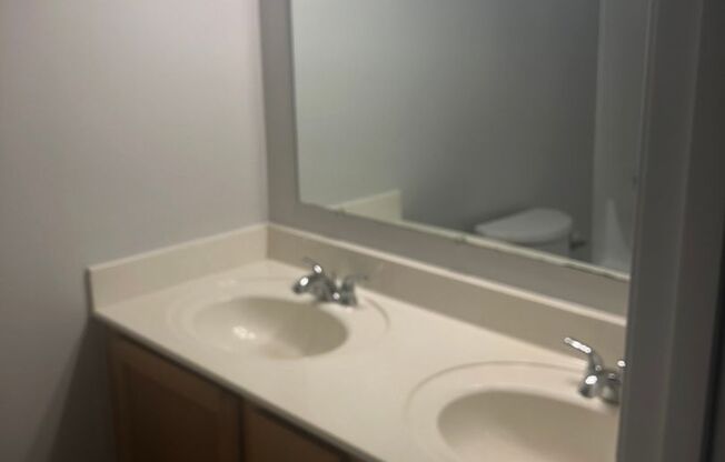 2 beds, 2 baths, 1,042 sqft, $1,249, Unit 5731B